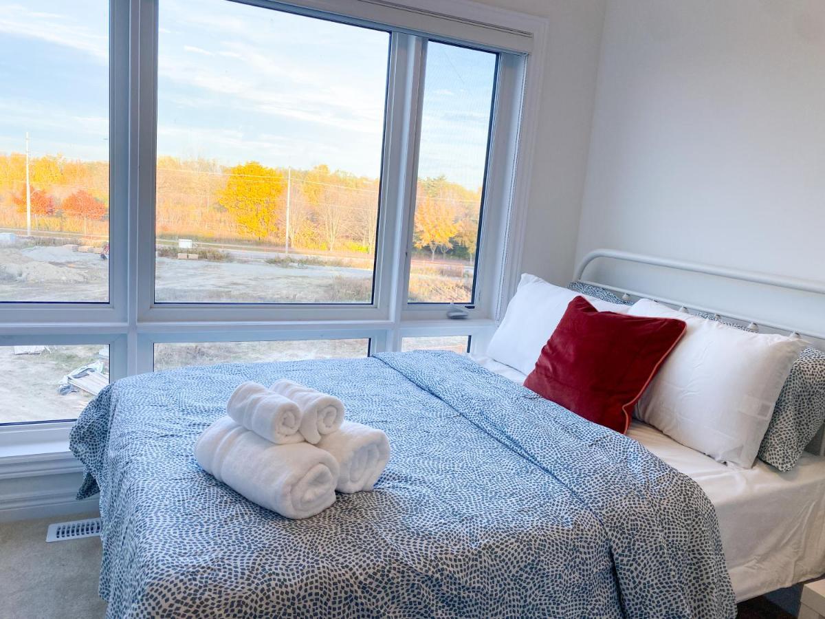 Elegant Rooms In Shared Townhouse Next To Beach Whitby Esterno foto