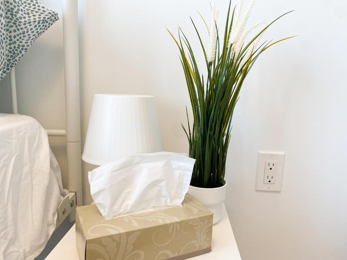Elegant Rooms In Shared Townhouse Next To Beach Whitby Esterno foto